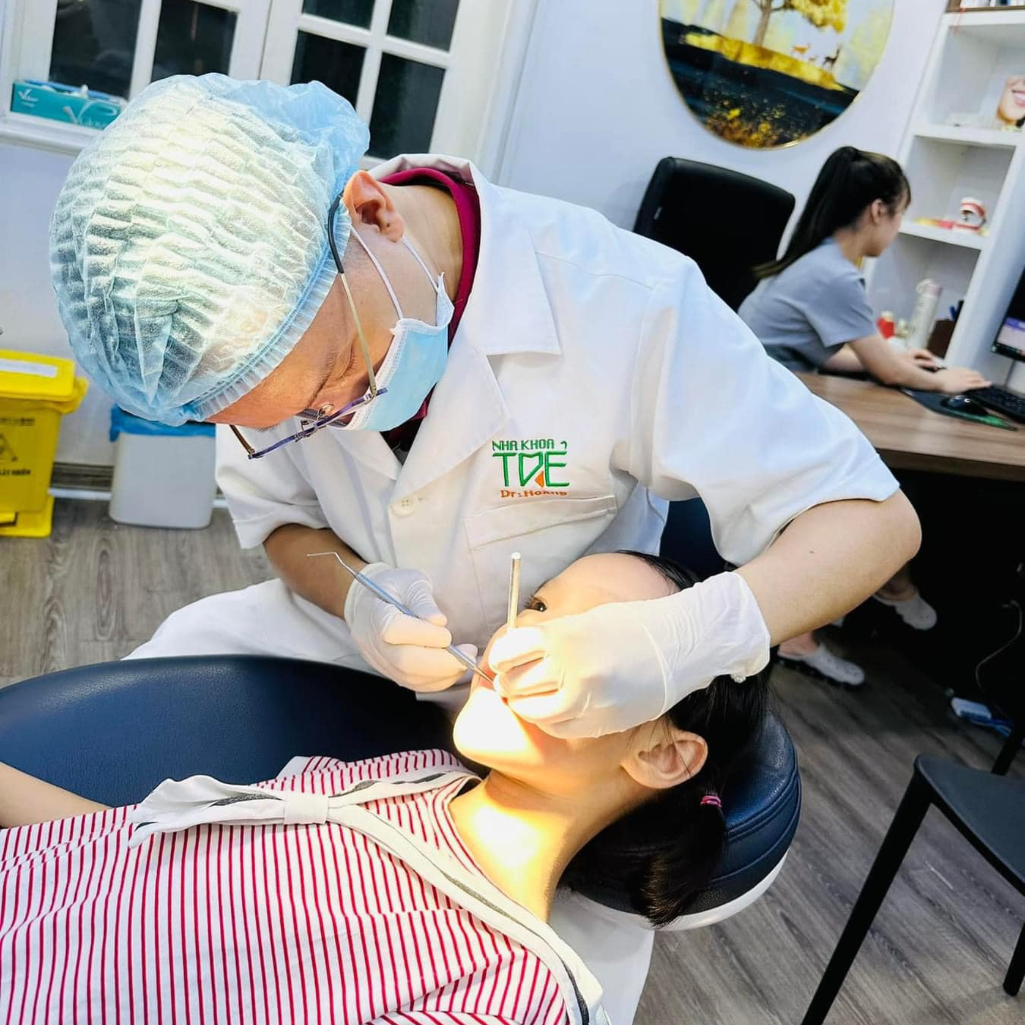 Lắp khí cụ chỉnh nha phù hợp cho bé